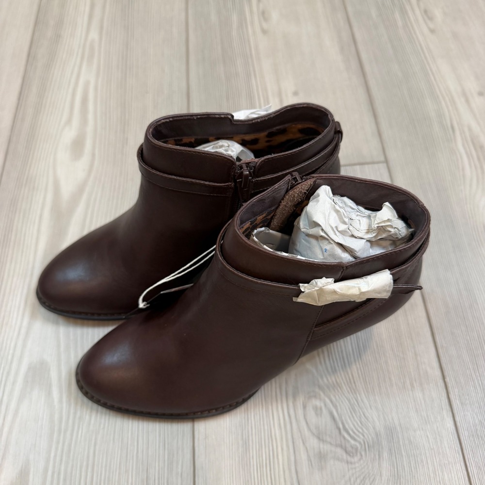 Vionic Upright Upton Ankle Boots Java Brown Leather Orthaheel Womens 7 Wide NEW - Picture 2 of 8
